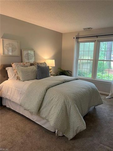 1309 Fairways Lookout Apt B, Chesapeake, VA 23320