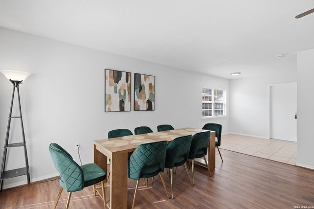 5806 Valley Forge, San Antonio, TX 78233