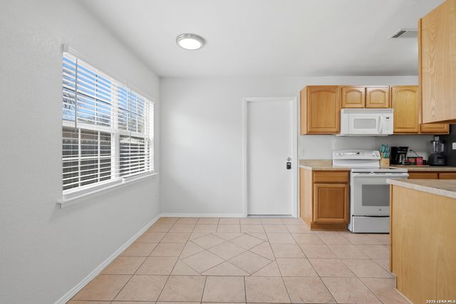 5806 Valley Forge, San Antonio, TX 78233