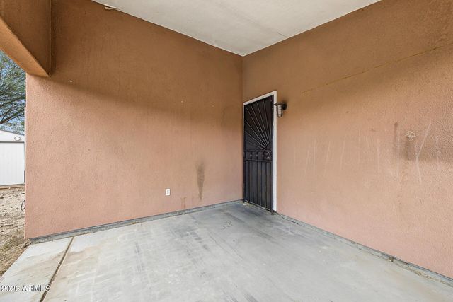 701 W Buist Avenue, Phoenix, AZ 85041