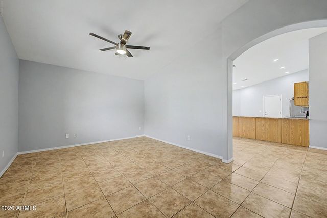701 W Buist Avenue, Phoenix, AZ 85041