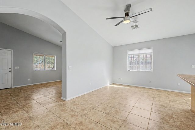 701 W Buist Avenue, Phoenix, AZ 85041