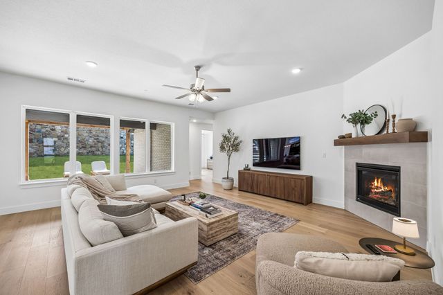 1718 Wintergreen Avenue, Haslet, TX 76052