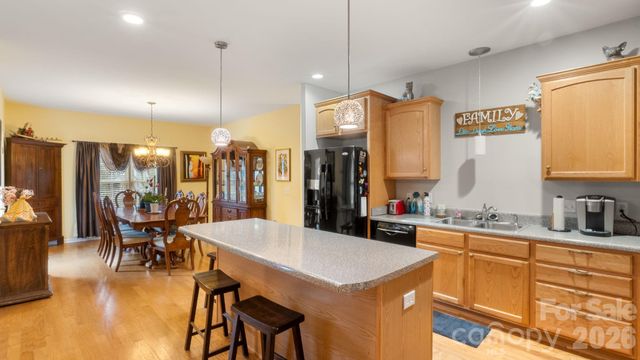 2853 Wimbledon Drive, Gastonia, NC 28056