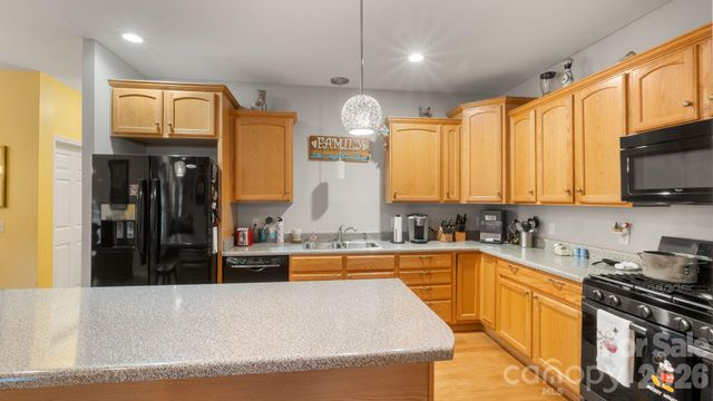 2853 Wimbledon Drive, Gastonia, NC 28056