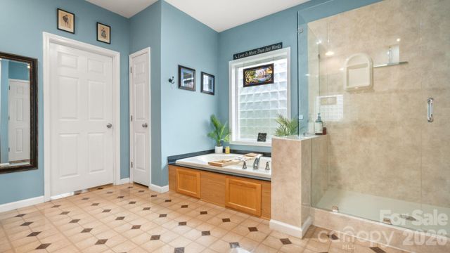 2853 Wimbledon Drive, Gastonia, NC 28056