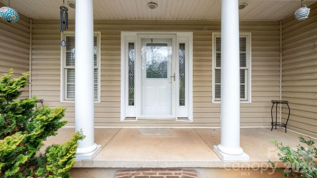 2853 Wimbledon Drive, Gastonia, NC 28056