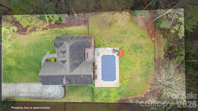 2853 Wimbledon Drive, Gastonia, NC 28056