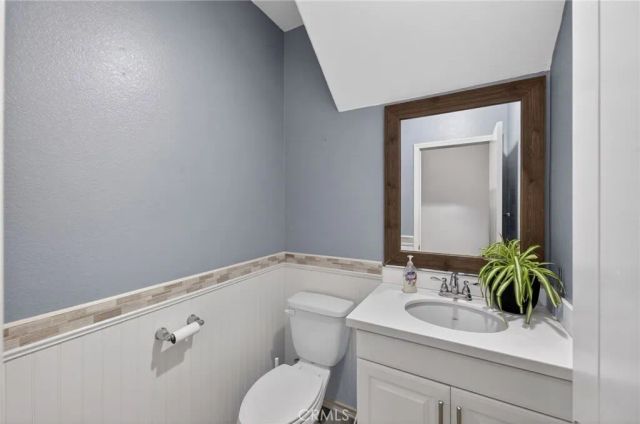 9604 Caminito Macklin, Lakeside, CA 92040