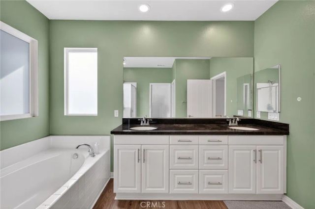 9604 Caminito Macklin, Lakeside, CA 92040