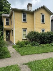 527 Wyoming Street 525, Dayton, OH 45410