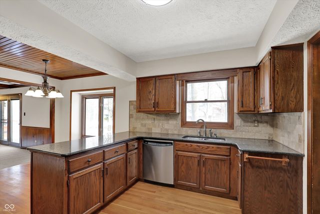 9011 Brigs Way, Indianapolis, IN 46256