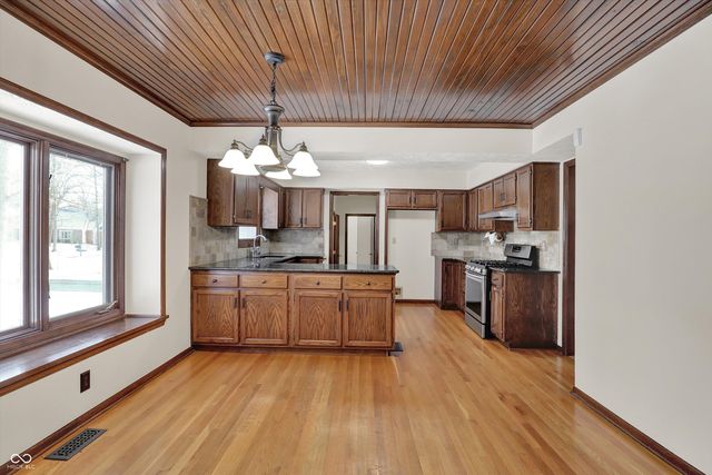 9011 Brigs Way, Indianapolis, IN 46256