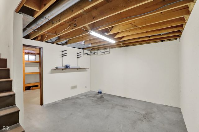 9011 Brigs Way, Indianapolis, IN 46256