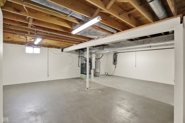 9011 Brigs Way, Indianapolis, IN 46256