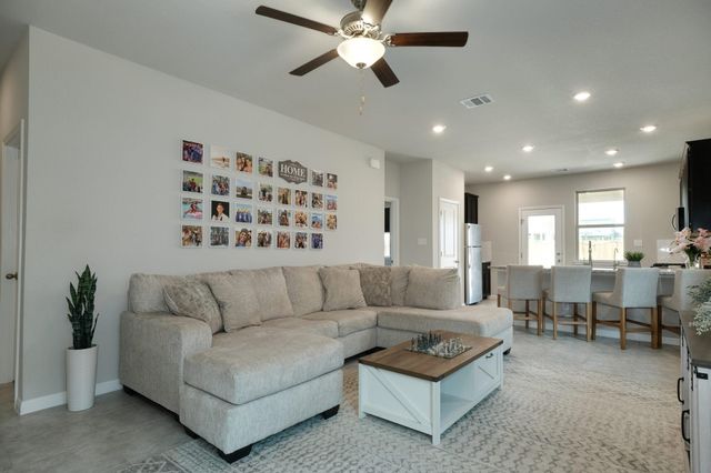 6804 Pleasanton PKWY, Pflugerville, TX 78660