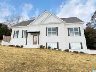 210 COTTAGE COURT, Springville, AL 35146