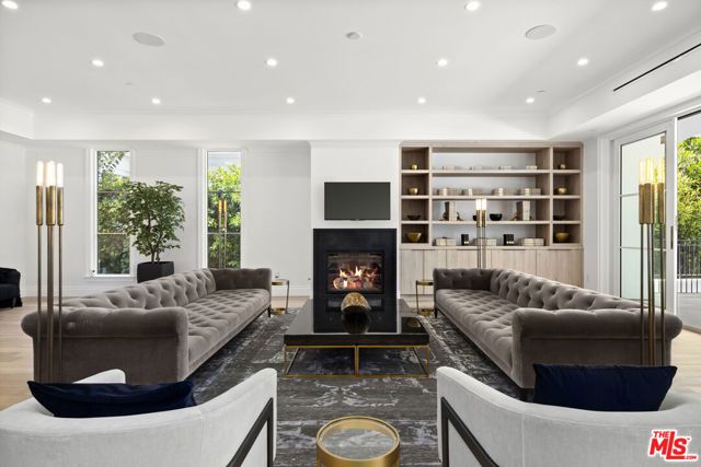 722 N Camden Drive, Beverly Hills, CA 90210