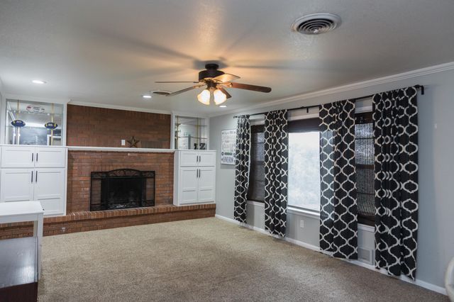 904 Itasca Street, Plainview, TX 79072