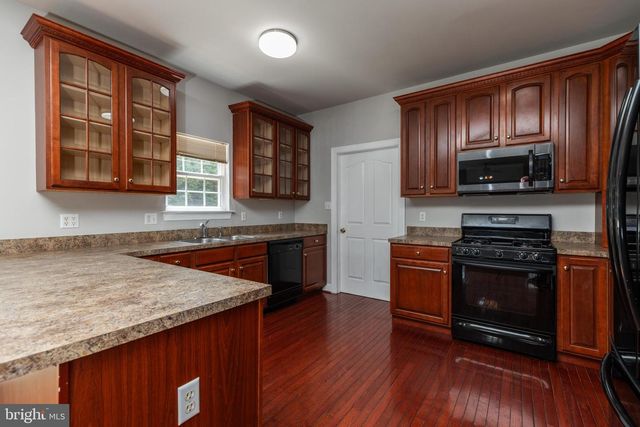 2118 FOULK RD, Wilmington, DE 19810