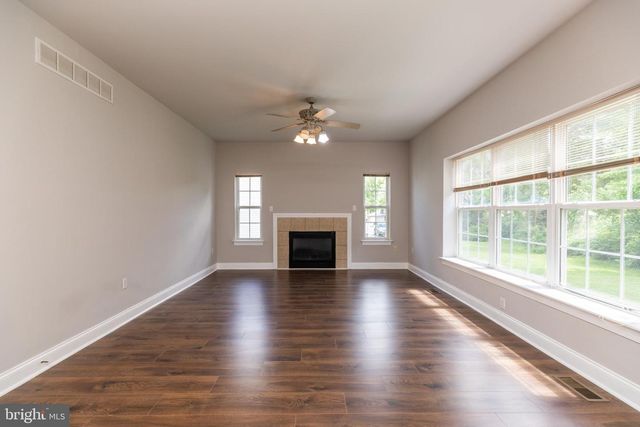 2118 FOULK RD, Wilmington, DE 19810
