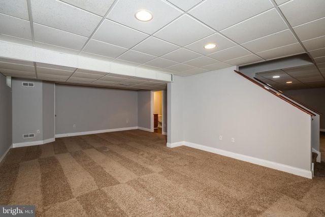 2118 FOULK RD, Wilmington, DE 19810
