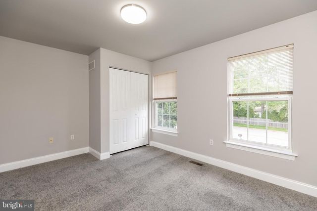 2118 FOULK RD, Wilmington, DE 19810