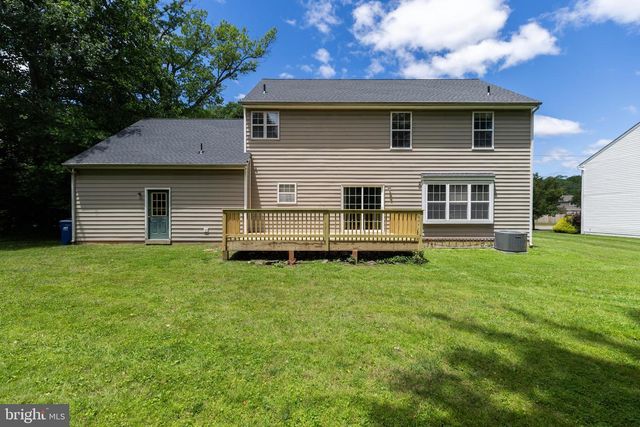 2118 FOULK RD, Wilmington, DE 19810