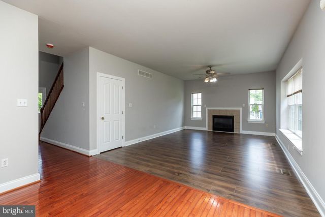 2118 FOULK RD, Wilmington, DE 19810