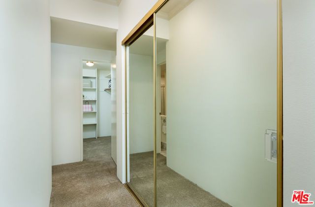 8455 Fountain Avenue 302, West Hollywood, CA 90069