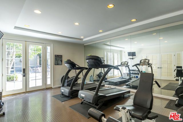 8455 Fountain Avenue 302, West Hollywood, CA 90069