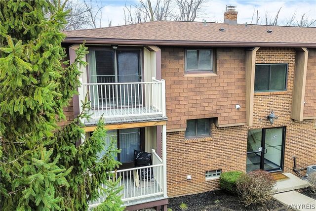 3936 Ridge Lea Road D, Amherst, NY 14228