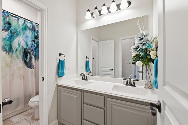 2011 Clearcreek Way, Royse City, TX 75189