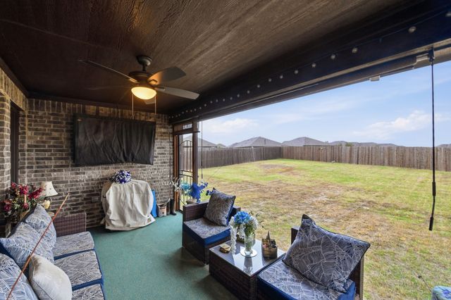 2011 Clearcreek Way, Royse City, TX 75189