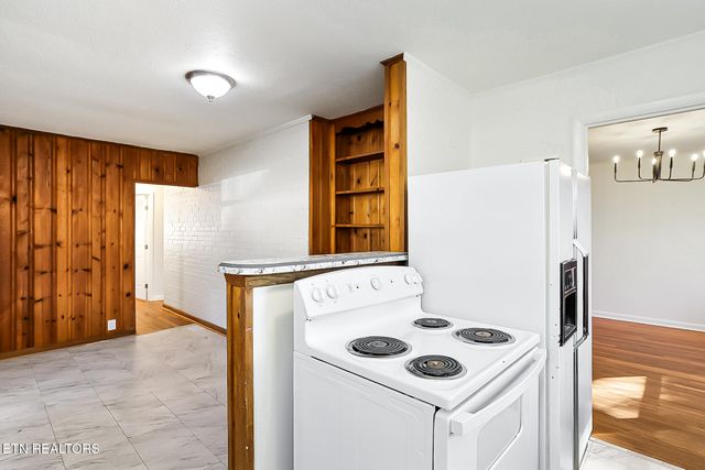 103 Glendale Lane, Oak Ridge, TN 37830