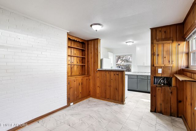 103 Glendale Lane, Oak Ridge, TN 37830