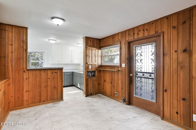 103 Glendale Lane, Oak Ridge, TN 37830