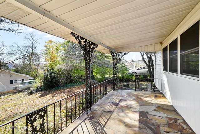 103 Glendale Lane, Oak Ridge, TN 37830