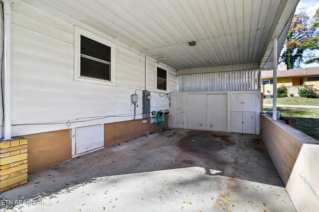 103 Glendale Lane, Oak Ridge, TN 37830