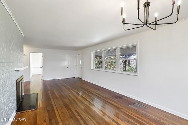 103 Glendale Lane, Oak Ridge, TN 37830