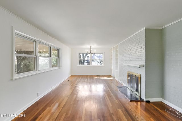 103 Glendale Lane, Oak Ridge, TN 37830