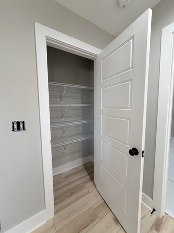 227 Brook Cove, Berea, KY 40403