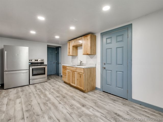 408 N Lincoln Avenue, Sand Springs, OK 74063