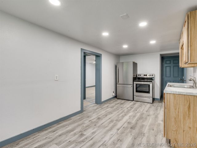 408 N Lincoln Avenue, Sand Springs, OK 74063