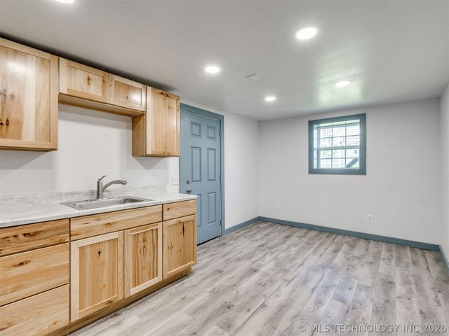 408 N Lincoln Avenue, Sand Springs, OK 74063