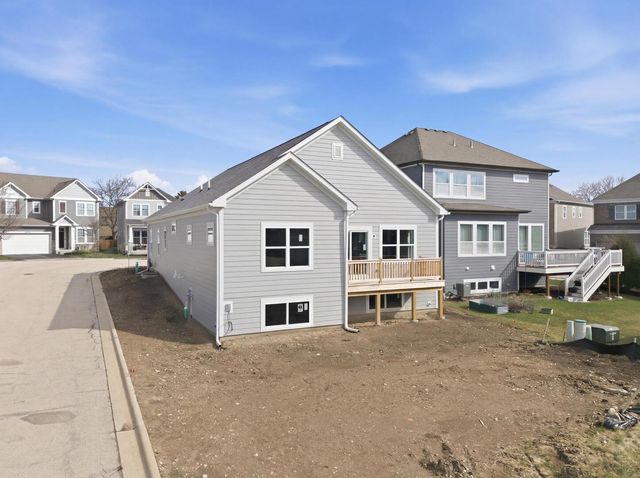 1431 Somerset Place, Barrington, IL 60010