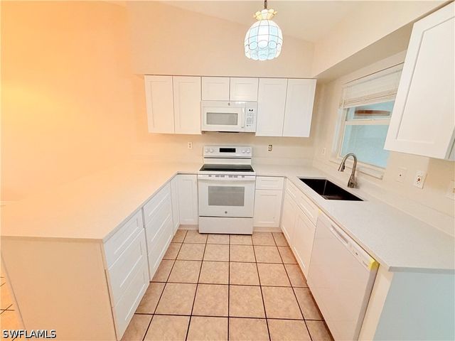8204 Matanzas RD, Fort Myers, FL 33967