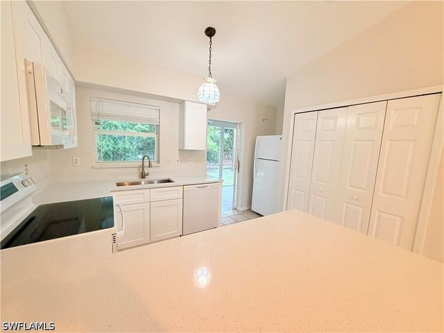 8204 Matanzas RD, Fort Myers, FL 33967
