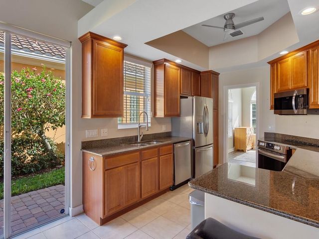 5250 Eleuthra Circle, Vero Beach, FL 32967