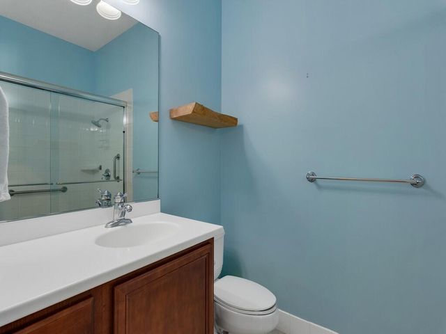 5250 Eleuthra Circle, Vero Beach, FL 32967